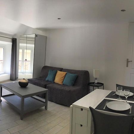 Ferienwohnung Duplex Bellifontain Au Coeur De Fontainebleau Exterior foto