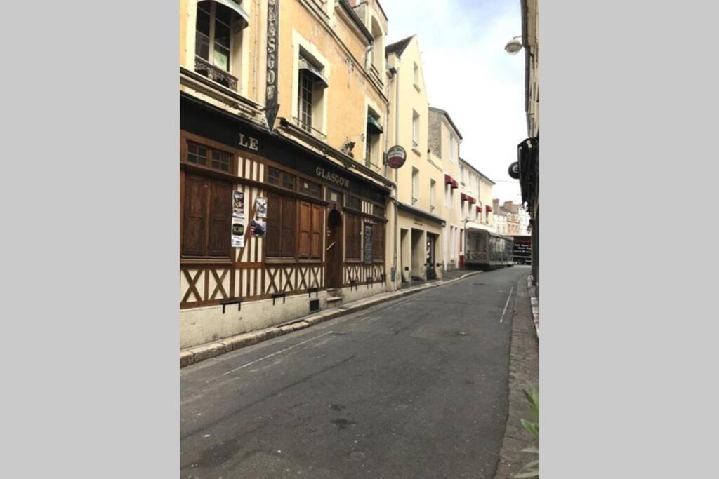 Ferienwohnung Duplex Bellifontain Au Coeur De Fontainebleau Exterior foto